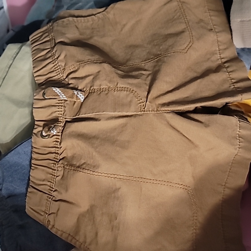 Carters kaki great condition